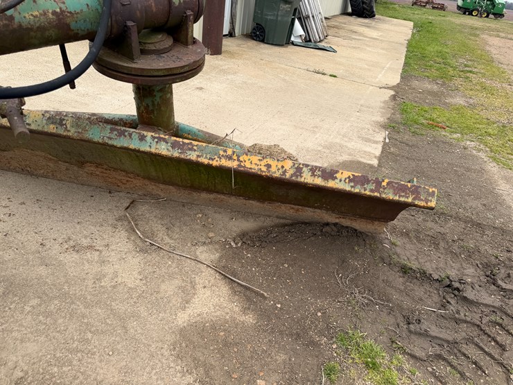 john-deere-8-image-11