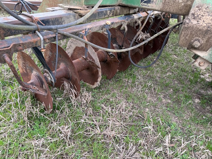 john-deere-36-image-24