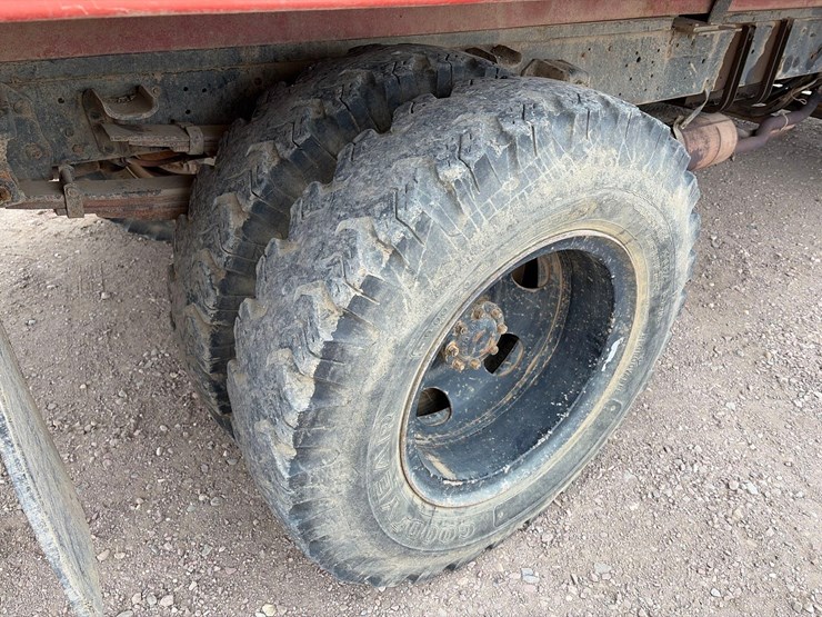 1979-ford-c600-image-24