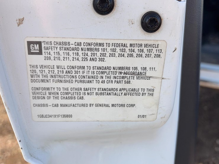 2001-chevrolet-c3500-image-25