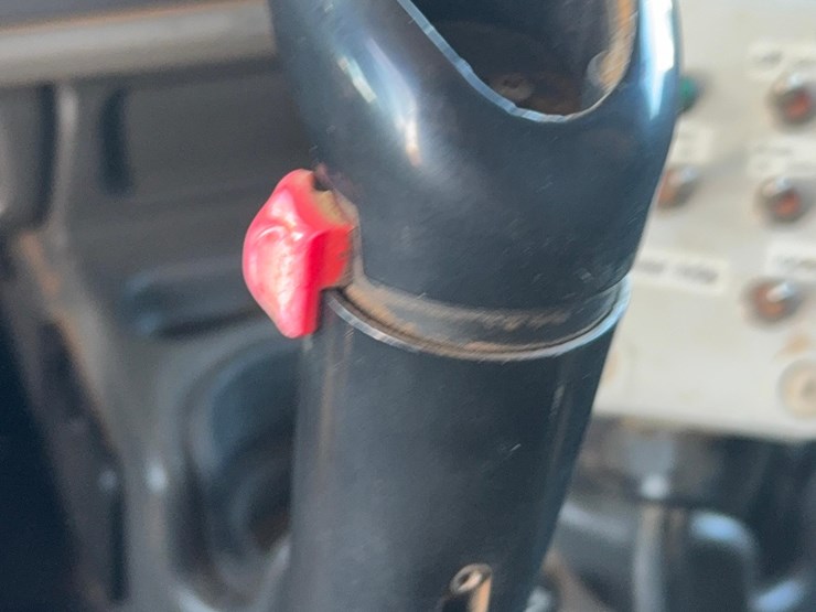 2004-kenworth-w900-image-53