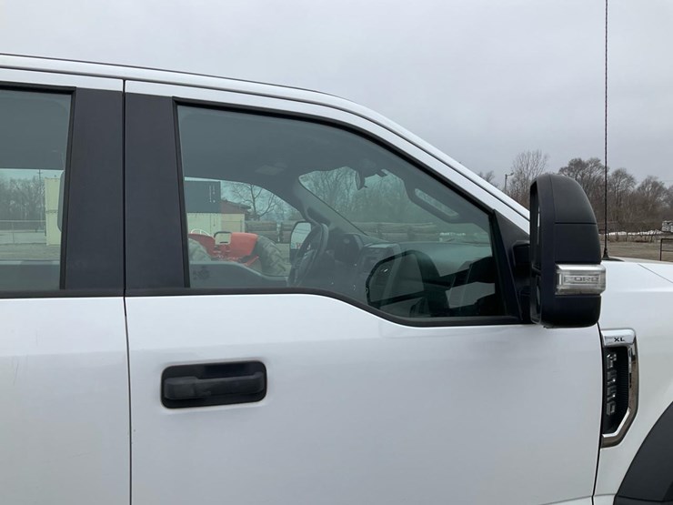 2019-ford-f550-xl-image-43