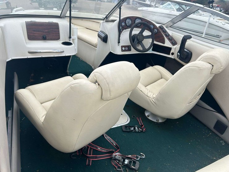 1996-vip-18'-ski-boat-image-12