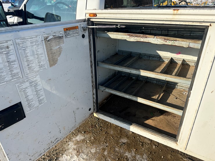 2015-ford-f350-image-25