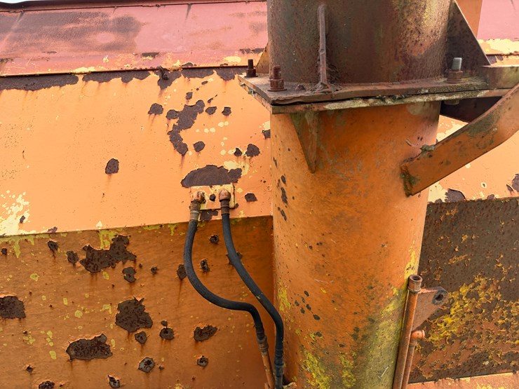 #41026-•-dennis-grain-cart-image-16