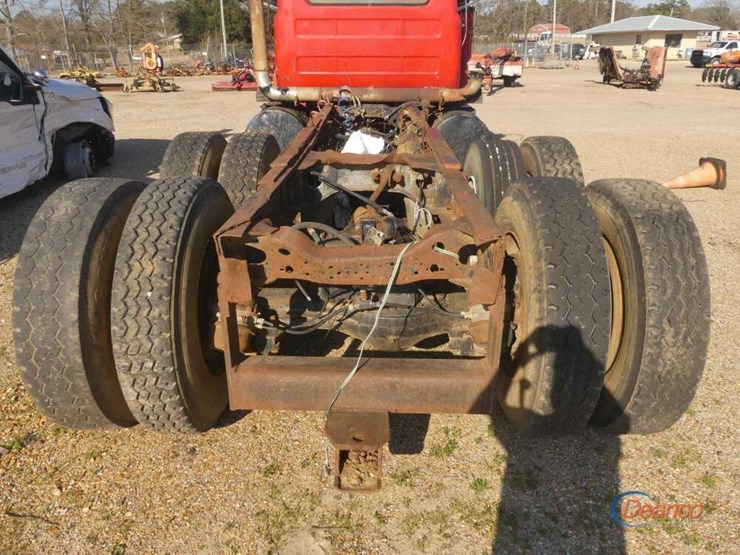 1981-mack-r685st-image-6