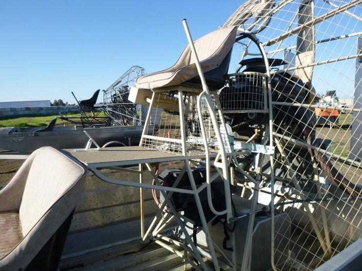 2001-unknown-trailer-image-8