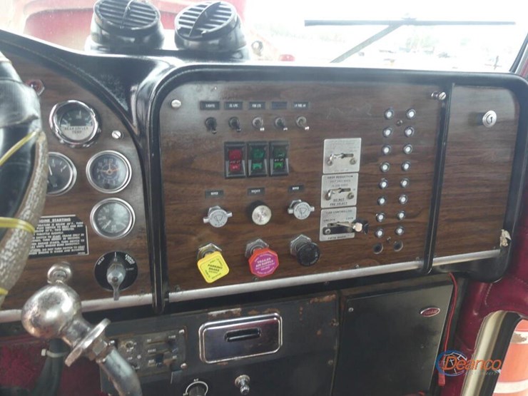 1980-peterbilt-359-image-16