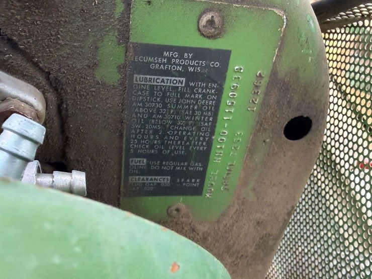 john-deere-112-image-15