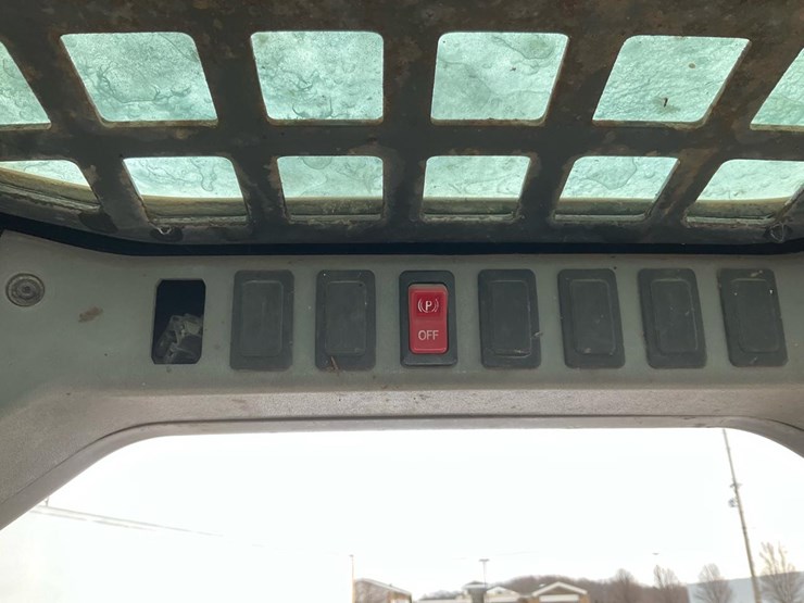 2007-bobcat-t190-image-49