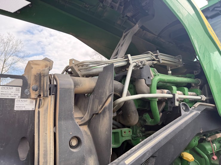 2023-john-deere-8r-310-image-48