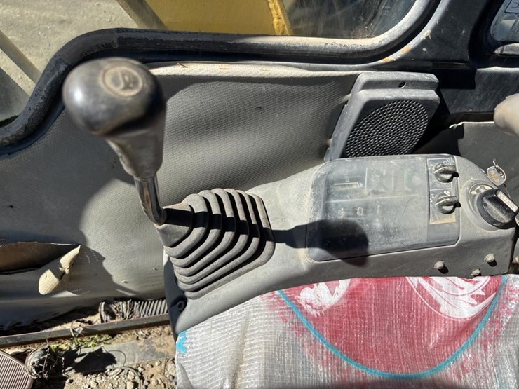 komatsu-pc60-7-image-28