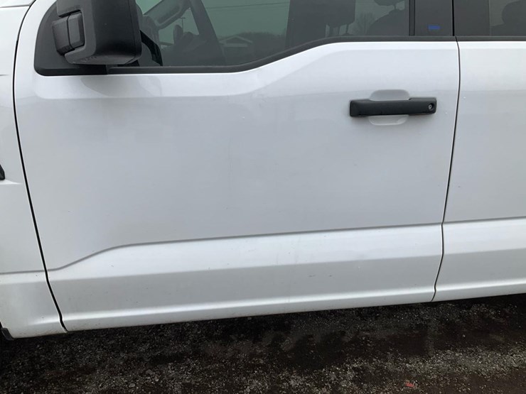 2021-ford-f150-xl-image-17