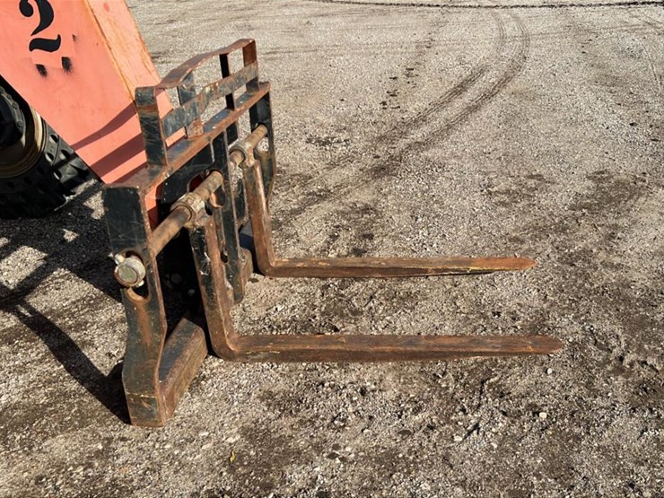 #1200-•-2011-jlg-6042-telehandler-image-52