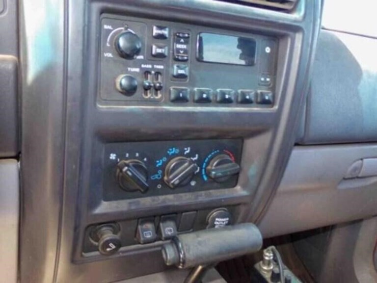 1997-jeep-cherokee-image-14