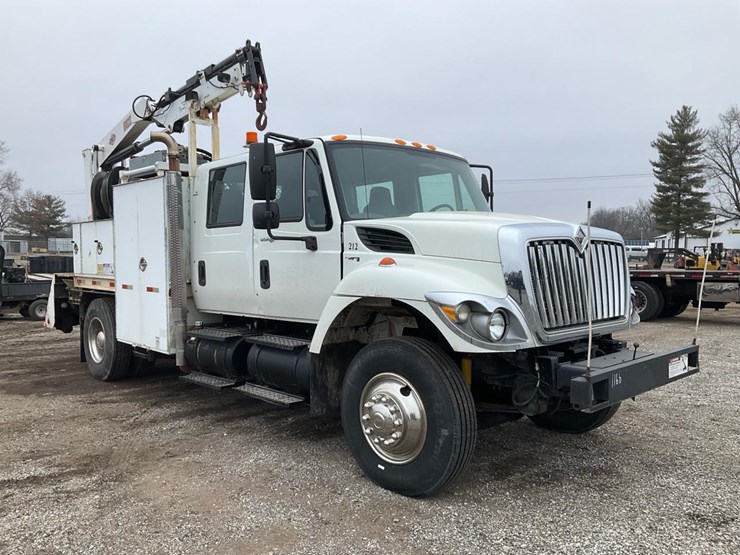 2014-international-7300-image-7