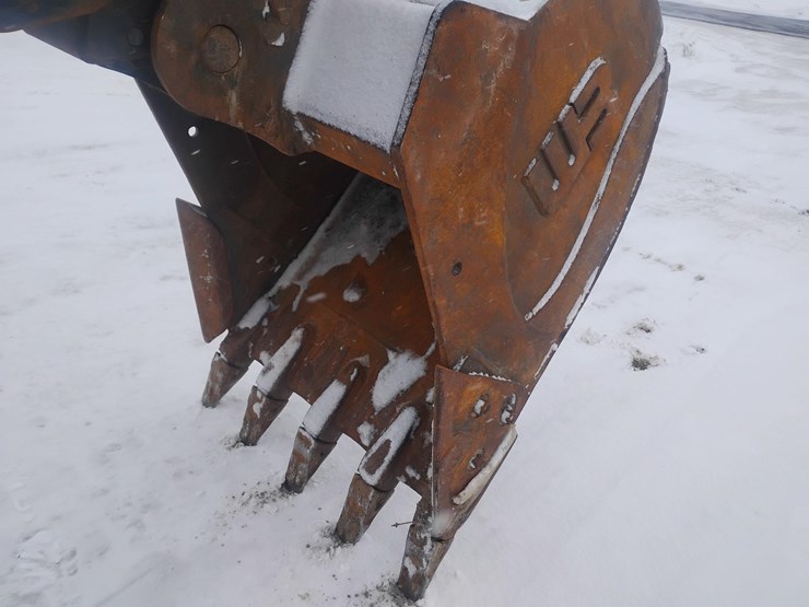 2018-case-cx145dsr-image-6