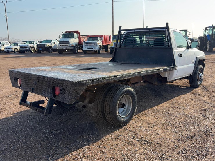 2001-chevrolet-c3500-image-4