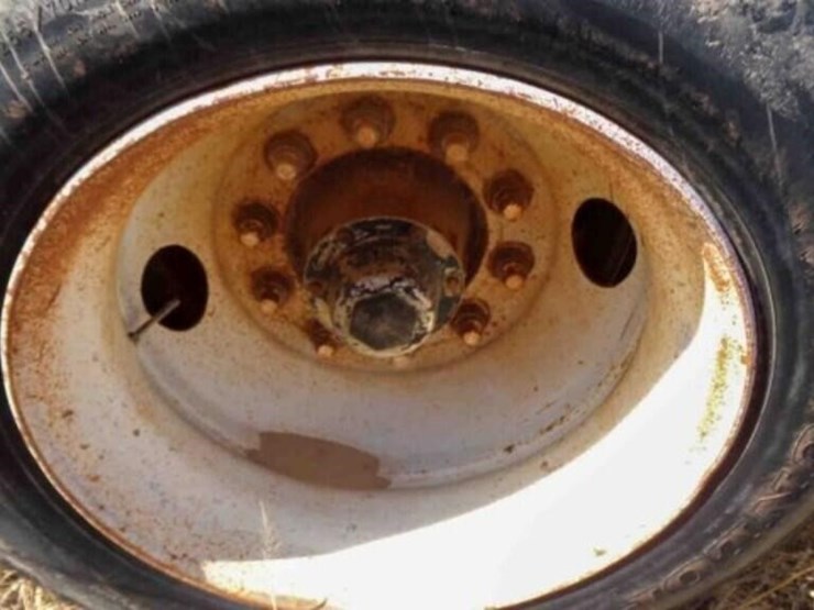 1998-neville-trailer-image-9