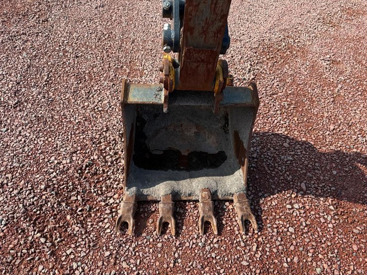 2021-deere-30g-image-33