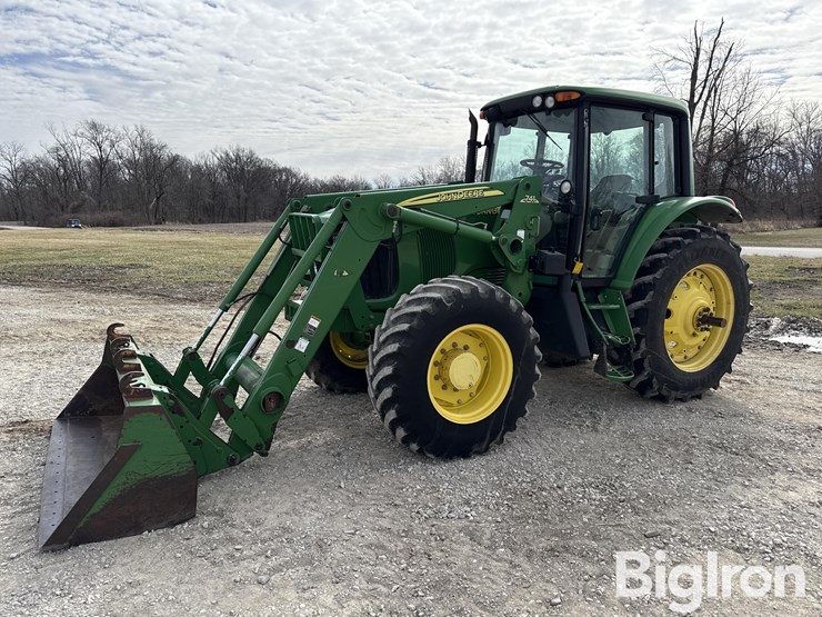 2004-john-deere-7320-image-1