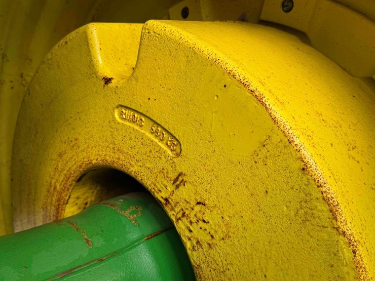 1997-john-deere-8300-image-29