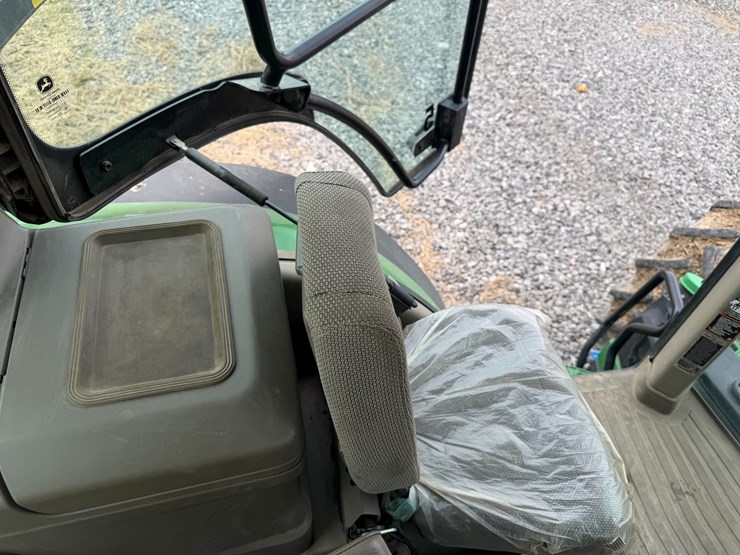 2023-john-deere-8r-310-image-64