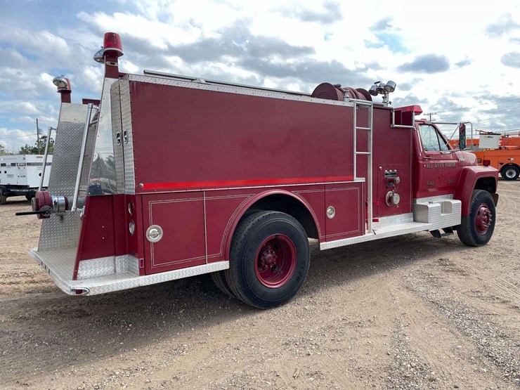 1987-ford-f800-image-3