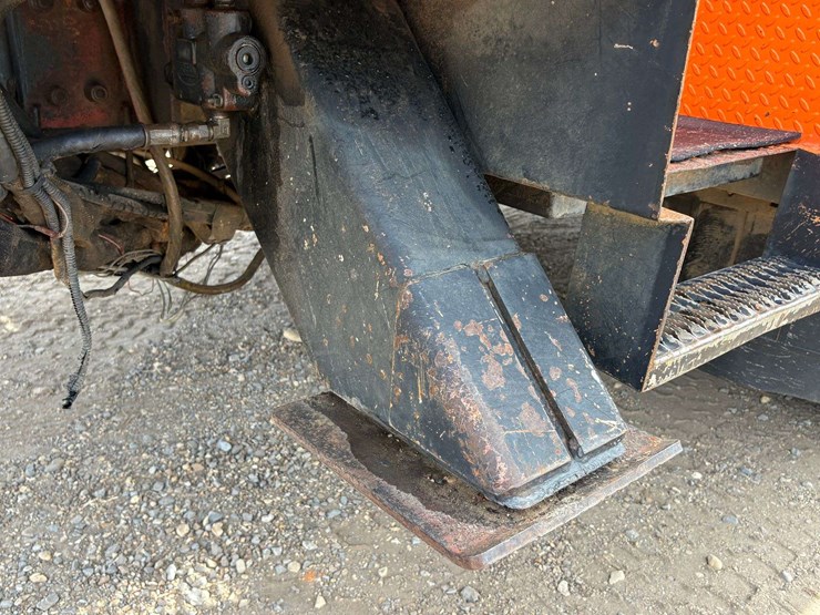 2004-international-durastar-4300-image-49