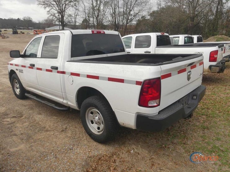 2015-dodge-ram-1500-image-3