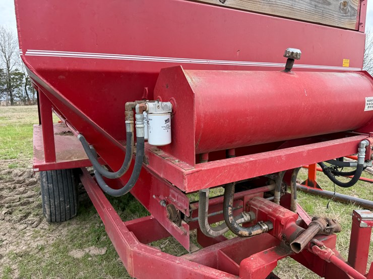 #41020-•-chandler-equipmen-17'-pull-type-spreader-image-34