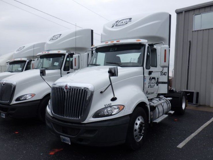 2016-international-prostar-image-1