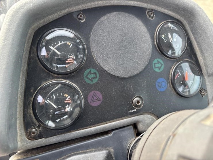 caterpillar-it14g-image-35