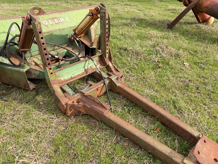 john-deere-8-image-7