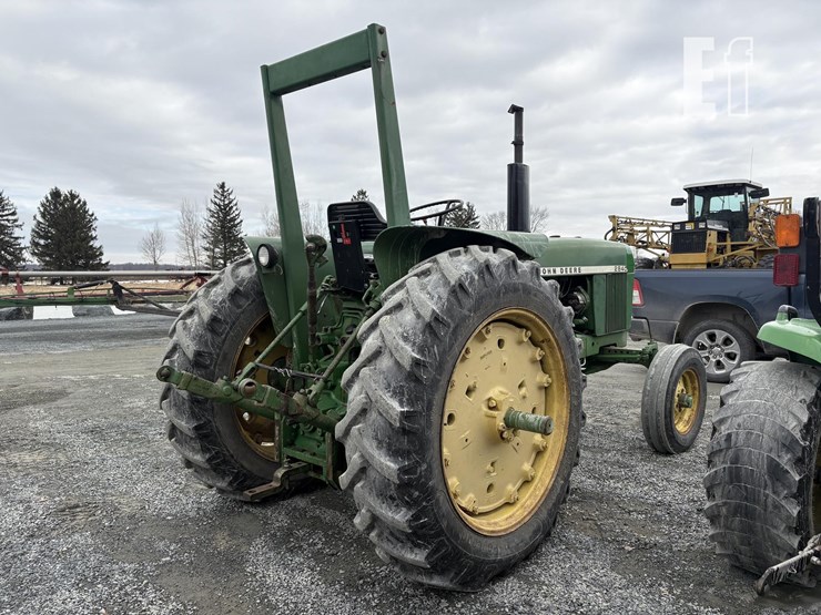 john-deere-2840-image-11