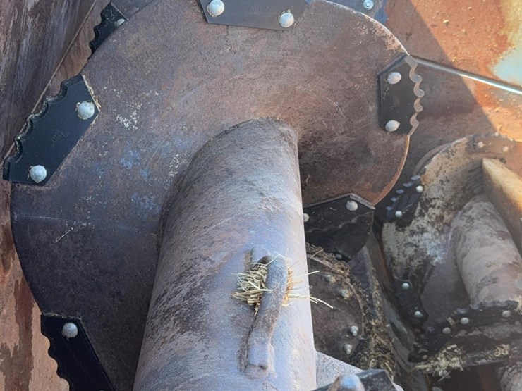 1995-international-8100-image-12