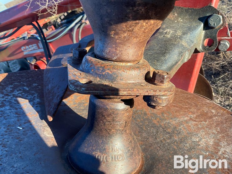 case-ih-3950-image-14