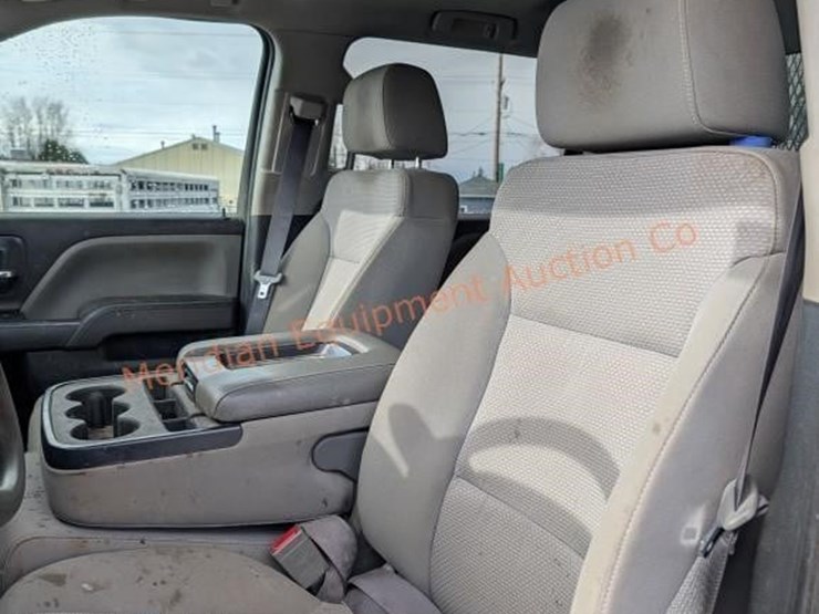 2017-chevrolet-silverado-3500-image-14