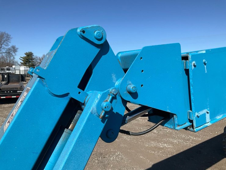 2005-genie-s45-image-20