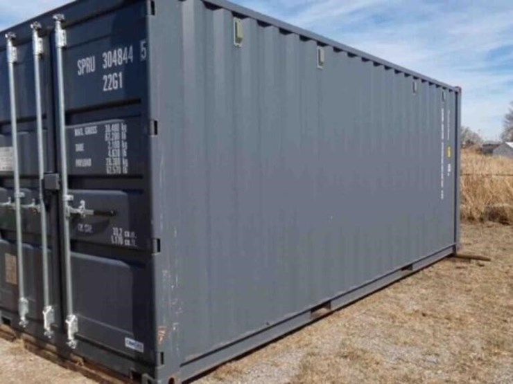 storage-container,-20'-x8'-vents-nice-shape-image-1