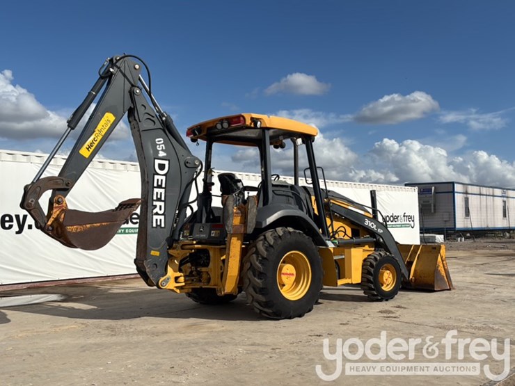 2019-deere-310l-image-5