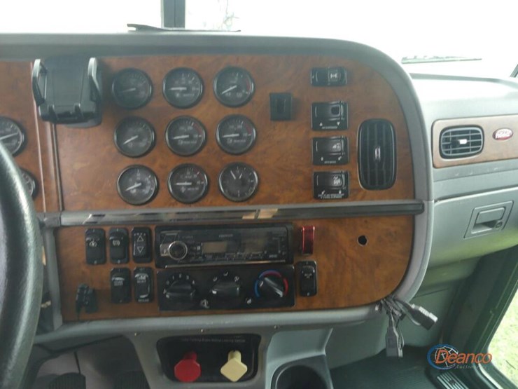 2007-peterbilt-379-image-19