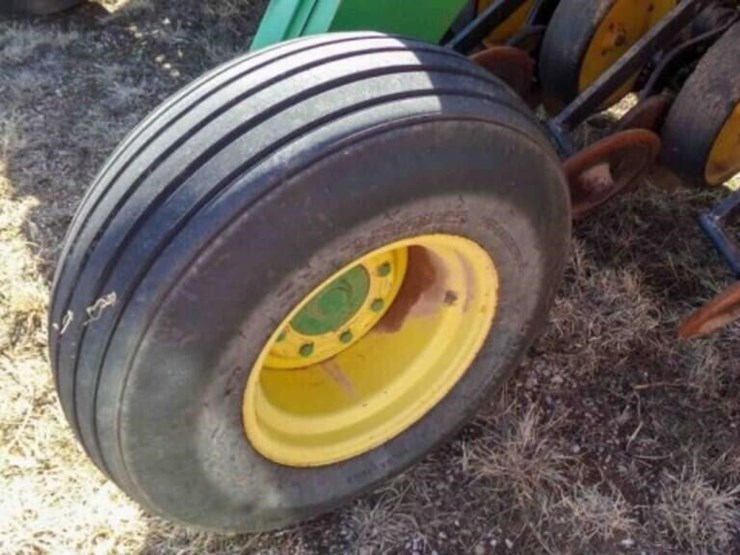 john-deere-750-image-8