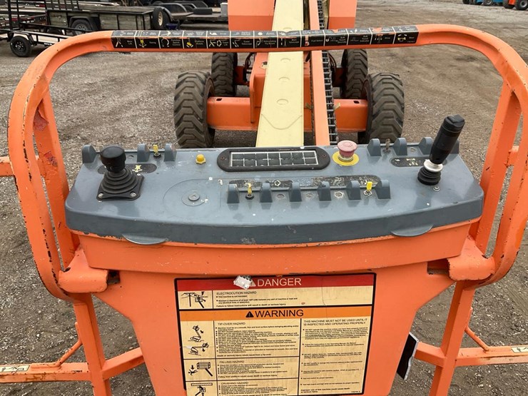 2002-jlg-601s-image-12