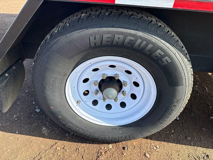 2013-meridian-240-image-17