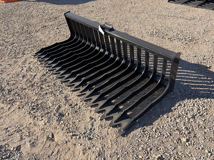 skeleton-bucket-low-side-image-1