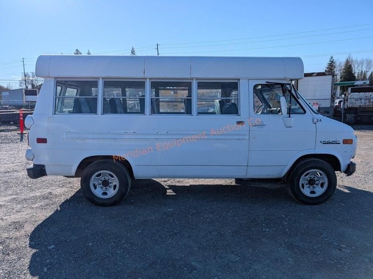 1986-gmc-3500-image-4