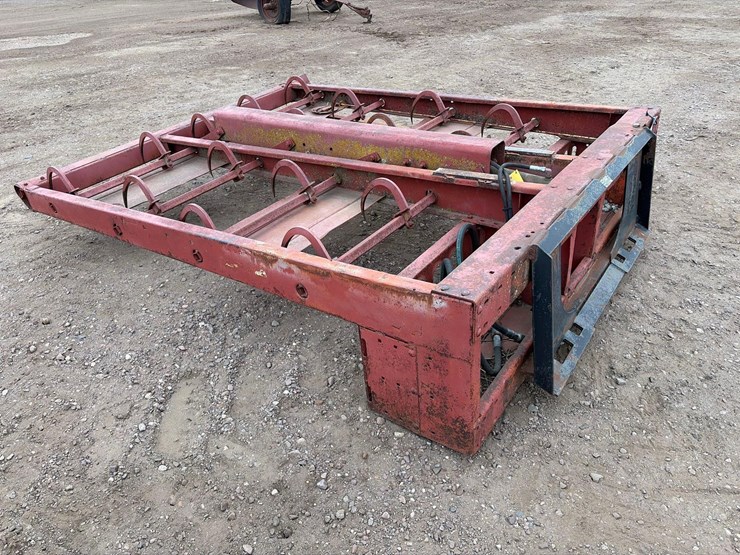 farmhand-bale-accumulator-image-4