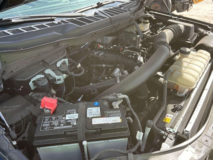 2022-ford-f150-image-9