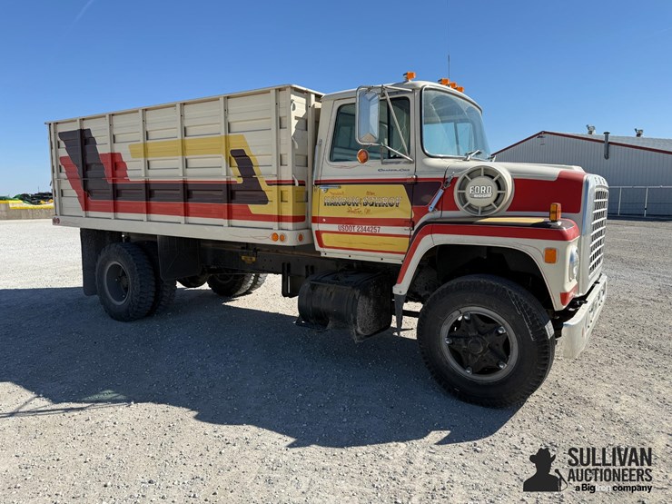 1978-ford-ln800-image-3